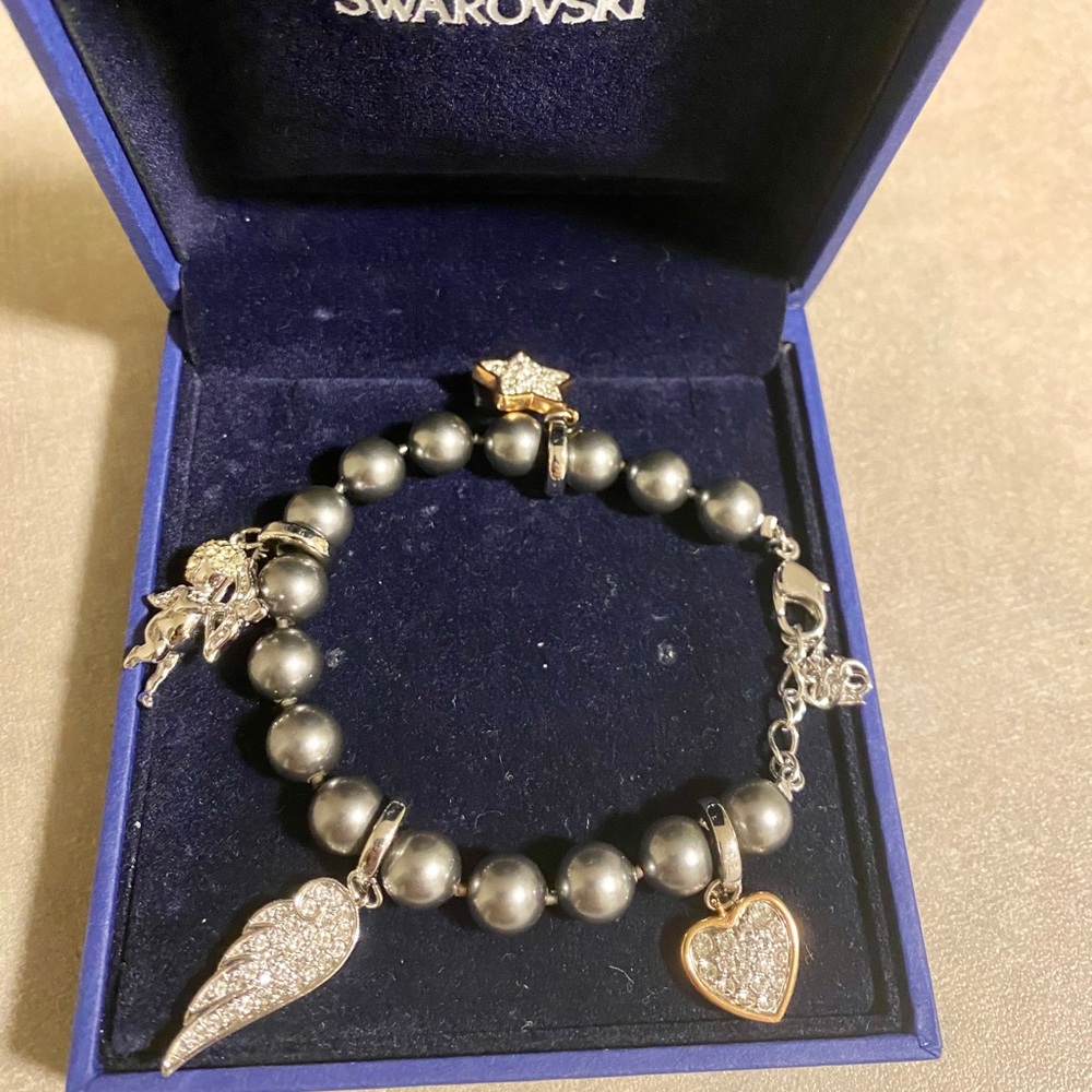 Swarovski pearl bracelet